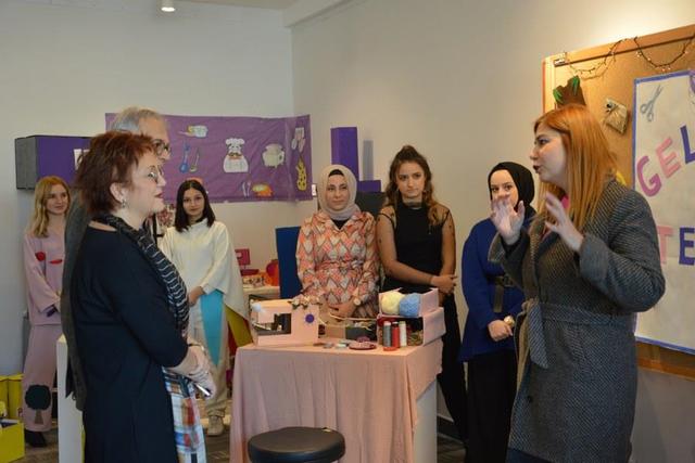 https://content.yeniyuzyil.edu.tr/upload/galeri/2019/3521/big/13.JPG