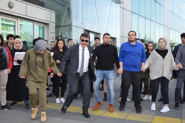 https://content.yeniyuzyil.edu.tr/upload/galeri/2019/3529/big/6.JPG