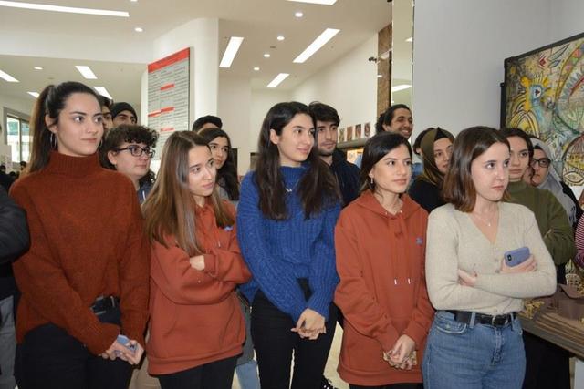 https://content.yeniyuzyil.edu.tr/upload/galeri/2020/3642/big/2.JPG