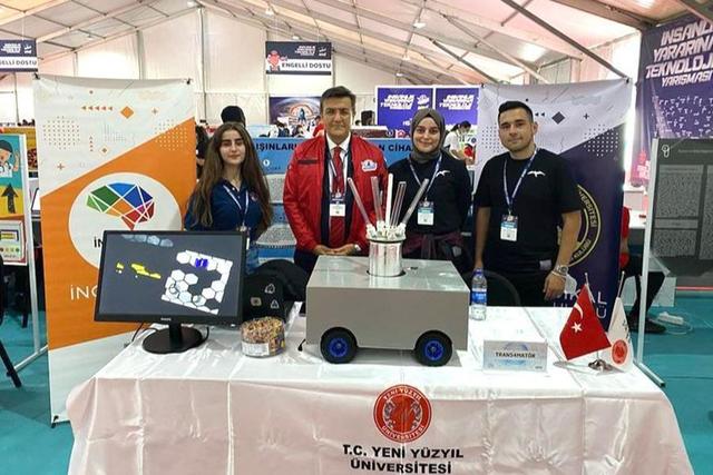 https://content.yeniyuzyil.edu.tr/upload/galeri/2021/4811/big/1.jpg