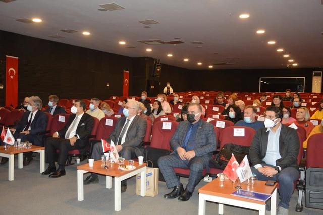 https://content.yeniyuzyil.edu.tr/upload/galeri/2022/4942/big/1.JPG
