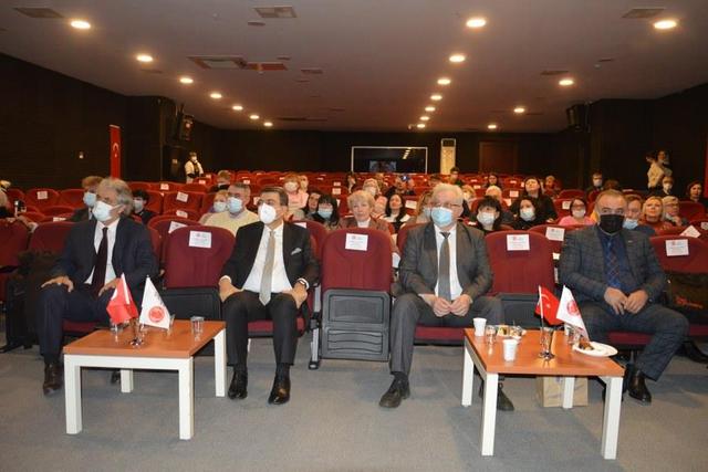 https://content.yeniyuzyil.edu.tr/upload/galeri/2022/4942/big/2.JPG