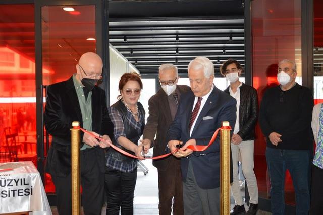https://content.yeniyuzyil.edu.tr/upload/galeri/2022/5201/big/1.JPG