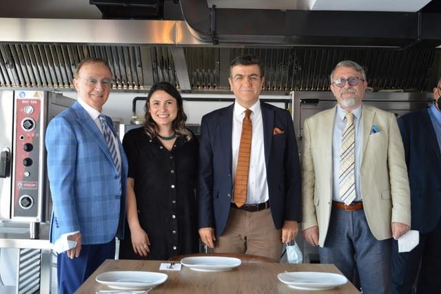 https://content.yeniyuzyil.edu.tr/upload/galeri/2022/5260/big/3.JPG