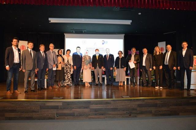 https://content.yeniyuzyil.edu.tr/upload/galeri/2022/5360/big/36.JPG