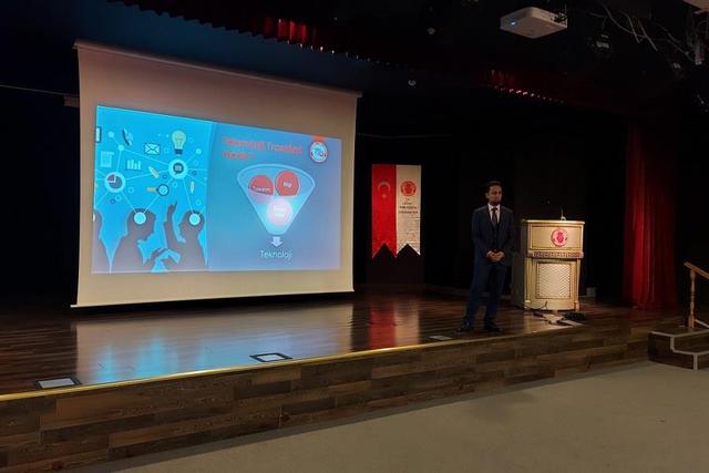 https://content.yeniyuzyil.edu.tr/upload/galeri/2022/5624/big/2.jpg