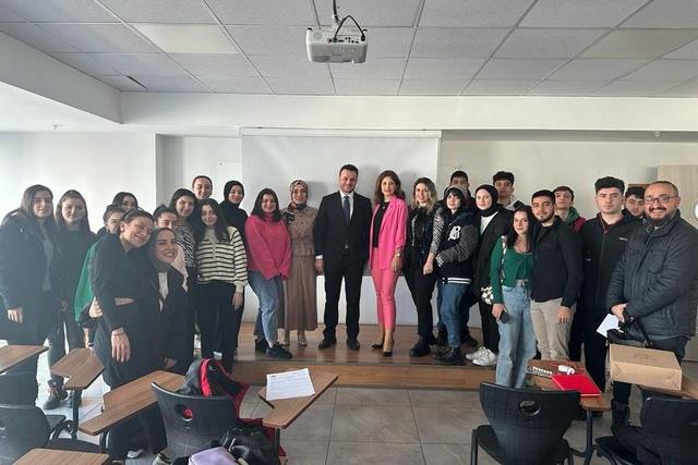 https://content.yeniyuzyil.edu.tr/upload/galeri/2022/5731/big/10.jpeg