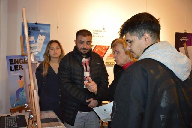 https://content.yeniyuzyil.edu.tr/upload/galeri/2023/5755/big/10.JPG