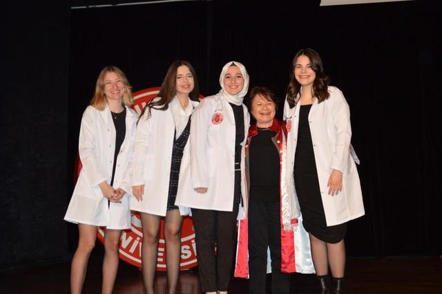 https://content.yeniyuzyil.edu.tr/upload/galeri/2023/5955/big/11.JPG