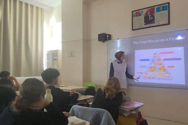 https://content.yeniyuzyil.edu.tr/upload/galeri/2023/5965/big/3.jpg