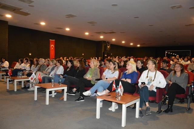 https://content.yeniyuzyil.edu.tr/upload/galeri/2023/6006/big/2.JPG