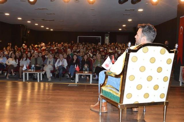https://content.yeniyuzyil.edu.tr/upload/galeri/2023/6006/big/8.JPG