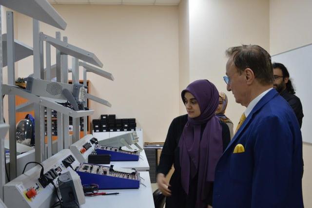 https://content.yeniyuzyil.edu.tr/upload/galeri/2023/6016/big/2.JPG