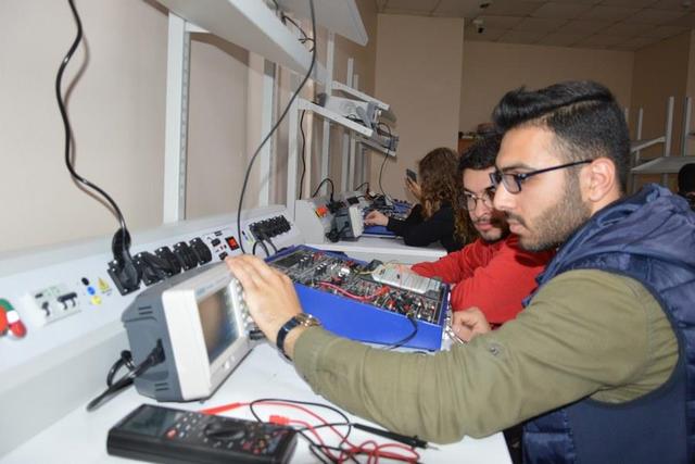 https://content.yeniyuzyil.edu.tr/upload/galeri/2023/6016/big/8.JPG