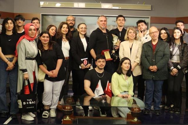 https://content.yeniyuzyil.edu.tr/upload/galeri/2023/6033/big/5.JPG