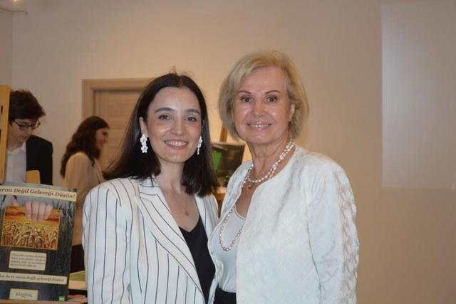 https://content.yeniyuzyil.edu.tr/upload/galeri/2023/6054/big/22.JPG