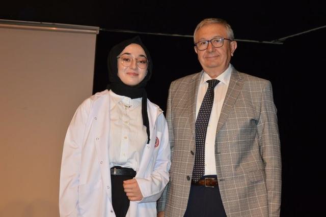 https://content.yeniyuzyil.edu.tr/upload/galeri/2023/6300/big/23.JPG