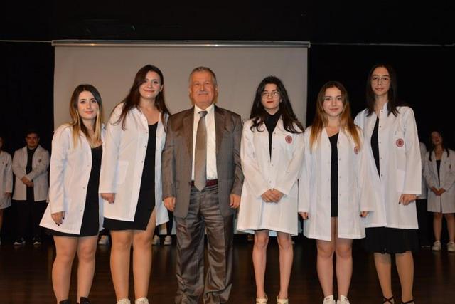 https://content.yeniyuzyil.edu.tr/upload/galeri/2023/6300/big/33.JPG