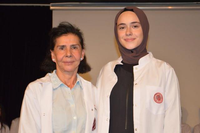 https://content.yeniyuzyil.edu.tr/upload/galeri/2023/6300/big/34.JPG