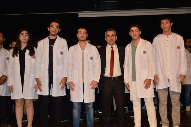 https://content.yeniyuzyil.edu.tr/upload/galeri/2023/6300/big/49.JPG
