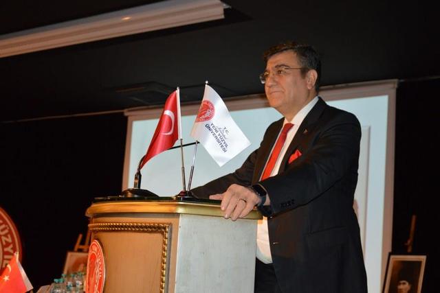 https://content.yeniyuzyil.edu.tr/upload/galeri/2023/6312/big/4.JPG