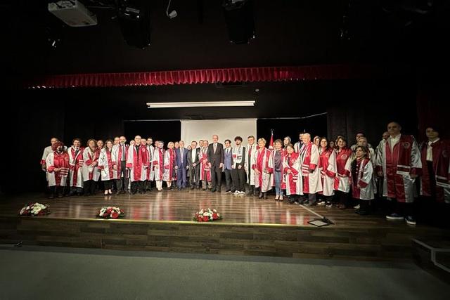 https://content.yeniyuzyil.edu.tr/upload/galeri/2023/6401/big/16.jpg