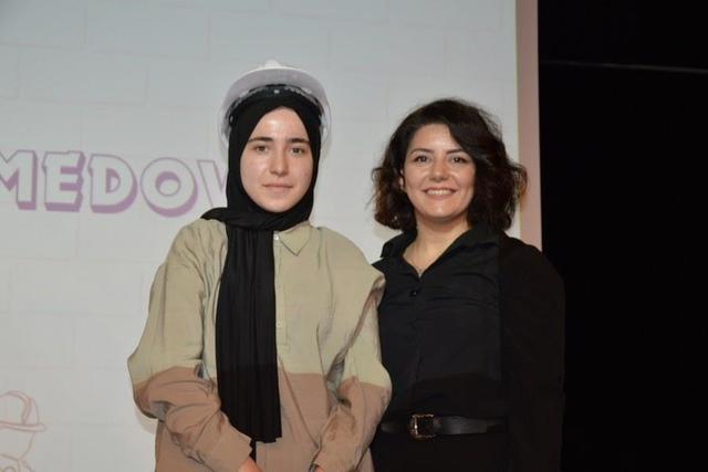 https://content.yeniyuzyil.edu.tr/upload/galeri/2023/6410/big/28.JPG