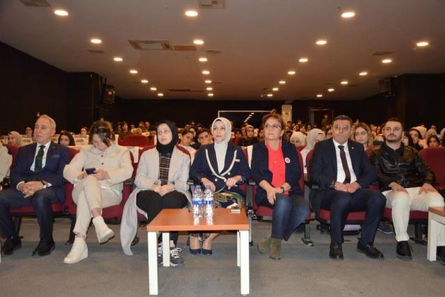 https://content.yeniyuzyil.edu.tr/upload/galeri/2024/6449/big/2.JPG