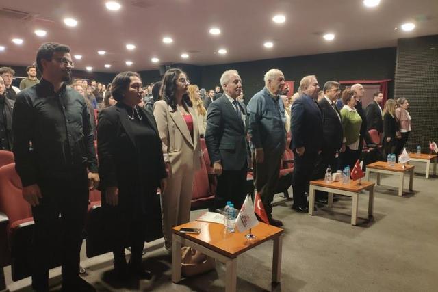 https://content.yeniyuzyil.edu.tr/upload/galeri/2024/6598/big/2.jpg