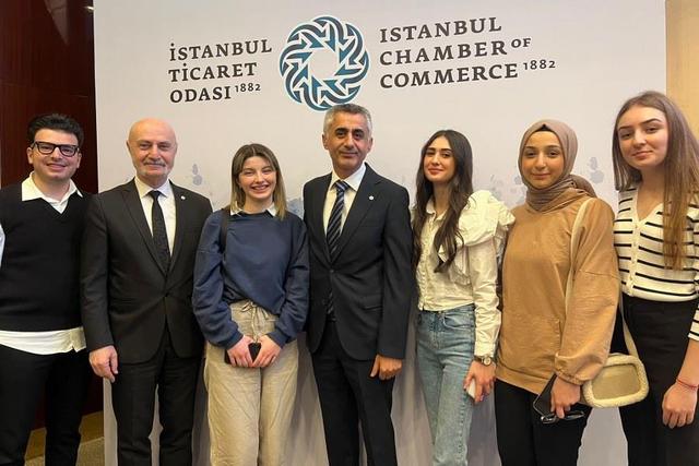 https://content.yeniyuzyil.edu.tr/upload/galeri/2024/6609/big/4.jpg
