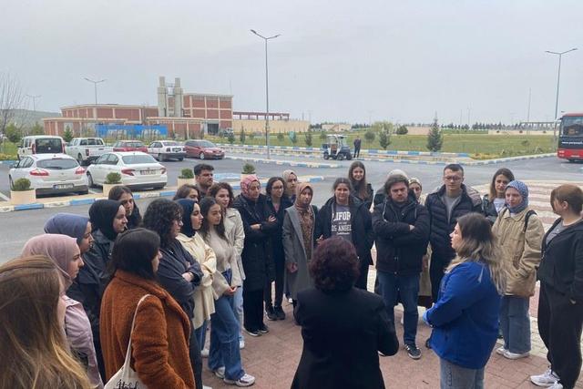 https://content.yeniyuzyil.edu.tr/upload/galeri/2024/6665/big/10.jpg