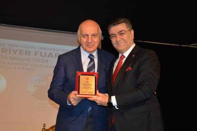 https://content.yeniyuzyil.edu.tr/upload/galeri/2024/6714/big/14.JPG