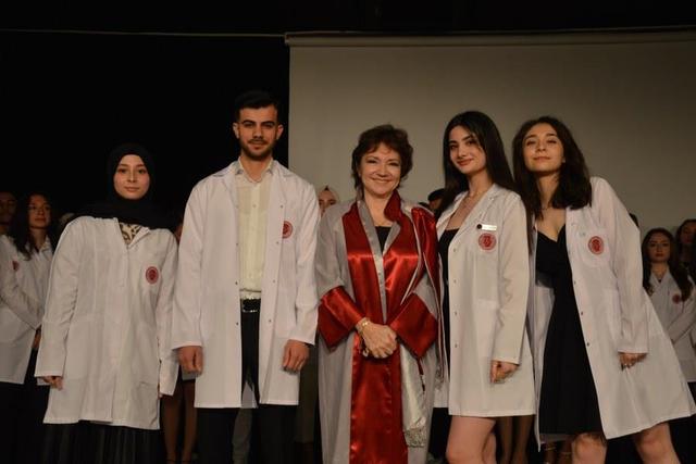 https://content.yeniyuzyil.edu.tr/upload/galeri/2024/6719/big/29.JPG