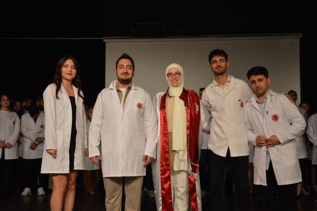 https://content.yeniyuzyil.edu.tr/upload/galeri/2024/6719/big/72.JPG
