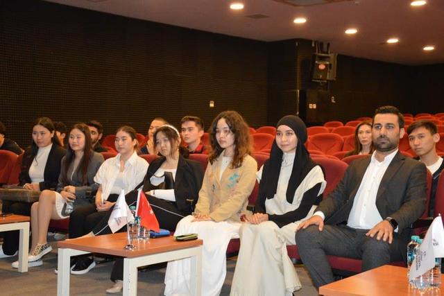 https://content.yeniyuzyil.edu.tr/upload/galeri/2024/6750/big/4.JPG