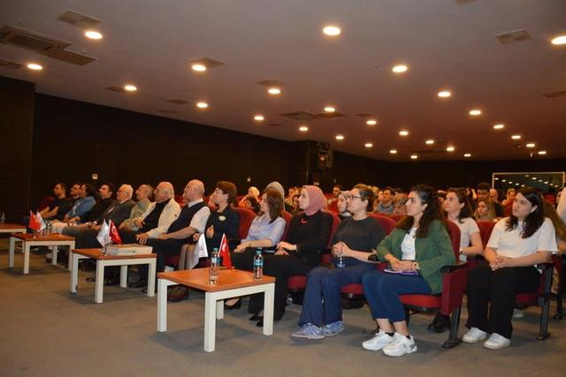 https://content.yeniyuzyil.edu.tr/upload/galeri/2024/6766/big/3.JPG