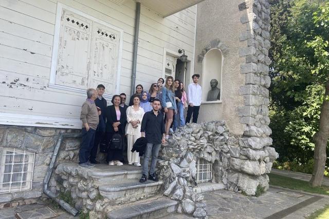 https://content.yeniyuzyil.edu.tr/upload/galeri/2024/6771/big/9.jpg