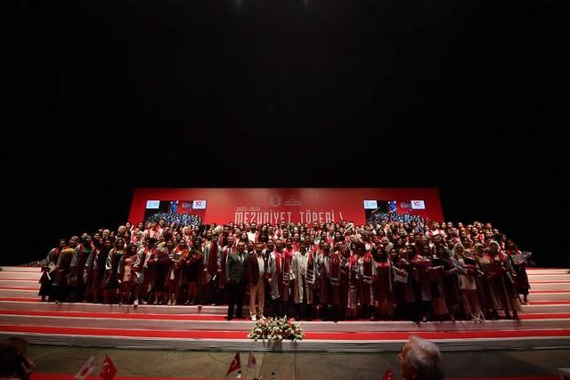 https://content.yeniyuzyil.edu.tr/upload/galeri/2024/6892/big/82.jpg