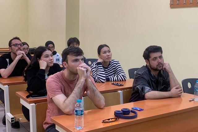 https://content.yeniyuzyil.edu.tr/upload/galeri/2024/6915/big/1.JPG
