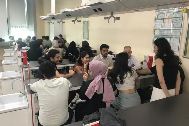 https://content.yeniyuzyil.edu.tr/upload/galeri/2024/6996/big/1.jpg