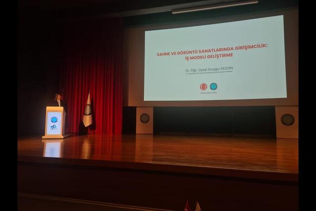 https://content.yeniyuzyil.edu.tr/upload/galeri/2024/7128/big/3.JPG