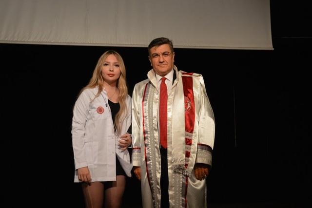 https://content.yeniyuzyil.edu.tr/upload/galeri/2024/7132/big/4.JPG