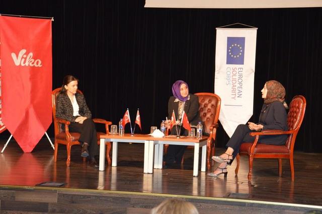 https://content.yeniyuzyil.edu.tr/upload/galeri/2024/7198/big/7.JPG