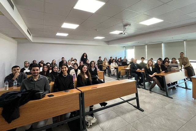 https://content.yeniyuzyil.edu.tr/upload/galeri/2025/7210/big/9.JPG