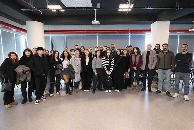 https://content.yeniyuzyil.edu.tr/upload/galeri/2025/7230/big/6.jpg