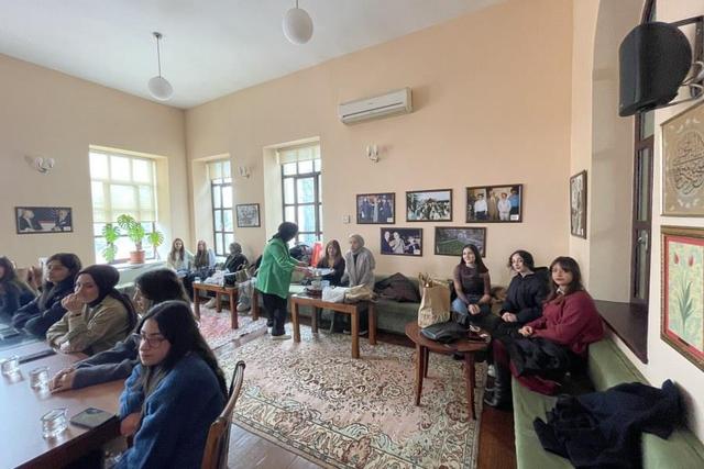 https://content.yeniyuzyil.edu.tr/upload/galeri/2025/7321/big/3.jpg