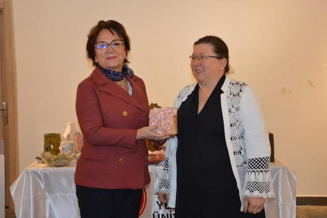 https://content.yeniyuzyil.edu.tr/upload/galeri/2025/7328/big/5.JPG