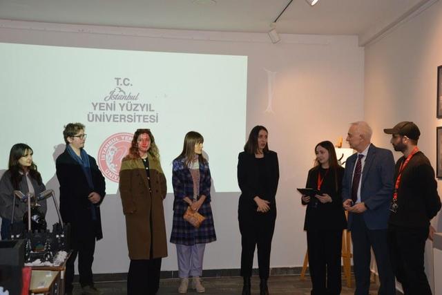 https://content.yeniyuzyil.edu.tr/upload/galeri/2025/7332/big/2.JPG
