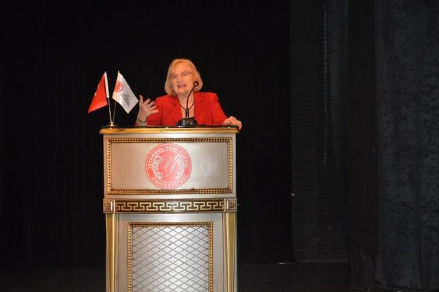 https://content.yeniyuzyil.edu.tr/upload/galeri/2025/7337/big/6.JPG
