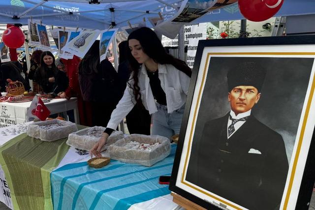 https://cmsapi.yeniyuzyil.edu.tr/news-media/big/27f4f772-f186-403f-b8ef-bf5088283e182.jpeg